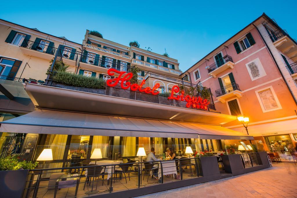 Hotel Ligure Алассио Экстерьер фото